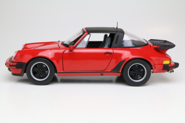 Porsche 911 3.3 Turbo Targa 1987, punainen - Sulje napsauttamalla kuva