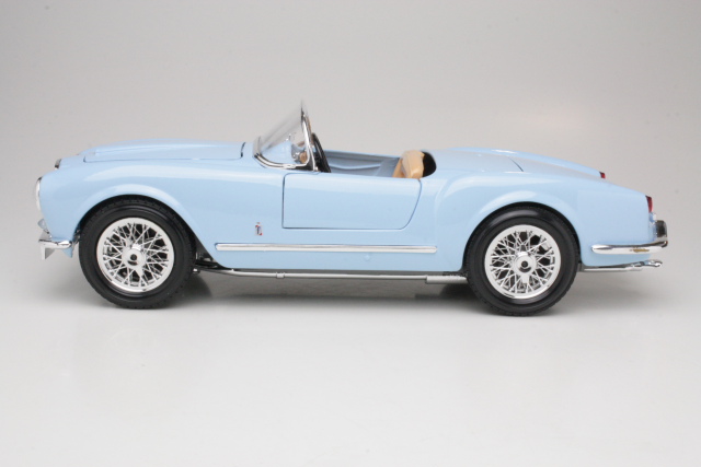 Lancia Aurelia B24 Spyder 1955, vaaleansininen