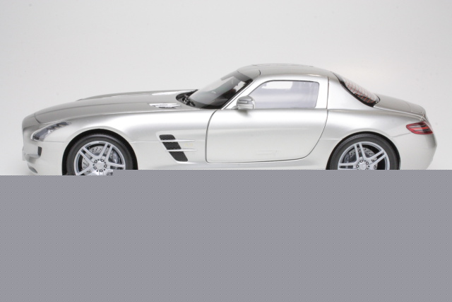Mercedes SLS AMG 2010, hopea