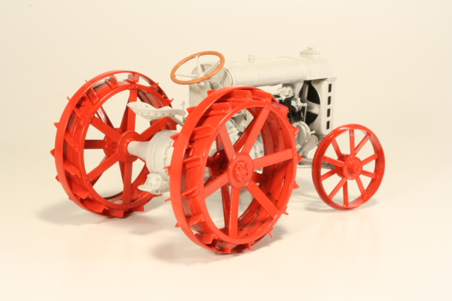 Fordson F 1917, grey 1:16