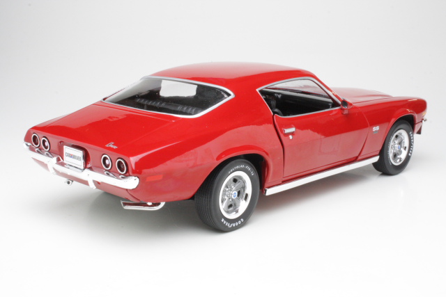 Chevrolet Camaro SS350 1971, punainen - Sulje napsauttamalla kuva