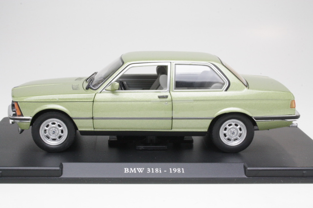BMW 318i (e21) 1981, vihreä