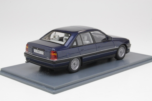 Opel Omega A2 CD 2.6i 1991, dark blue