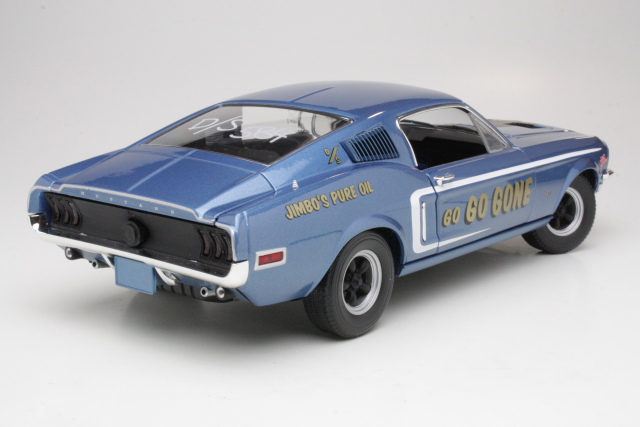 Ford Mustang GT Fastback 1968, sininen "Jimbo's Pure Oil" - Sulje napsauttamalla kuva