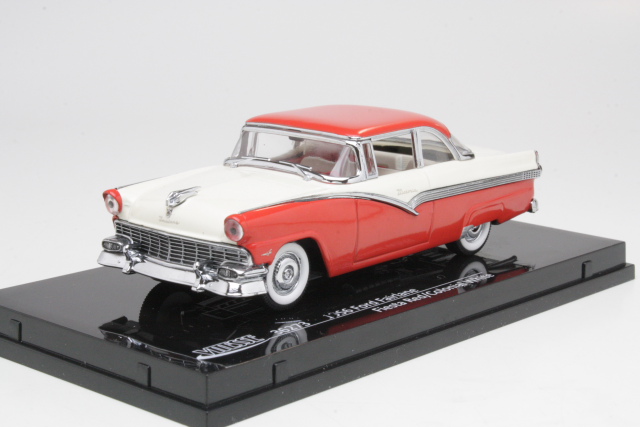 Ford Fairlane 1956, punainen/valkoinen