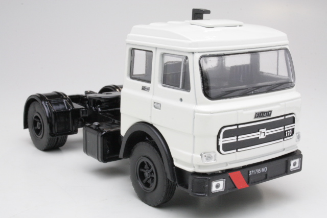 Fiat 170NT33 1976, valkoinen