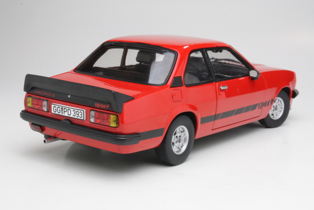 Opel Ascona B Sport 1980, punainen