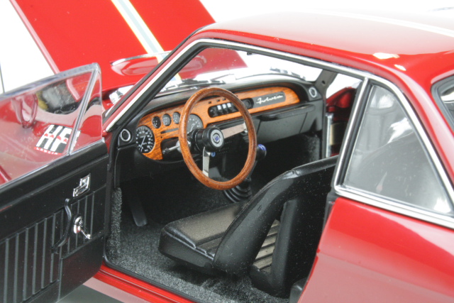 Lancia Fulvia Coupe Rallye 1.6 HF 1969, tummanpunainen - Sulje napsauttamalla kuva
