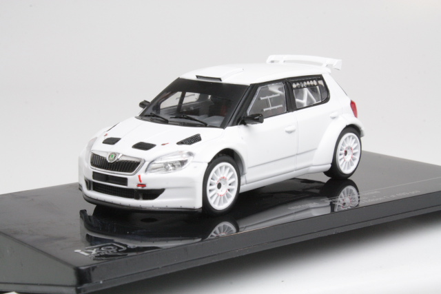 Skoda Fabia S2000 2012 Rally Spec, white
