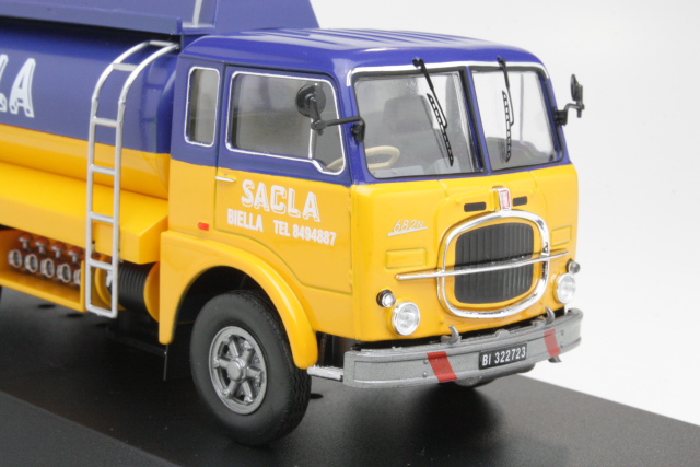 Fiat 682N 1966 "Scala", blue/yelow - Click Image to Close