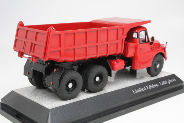 Tatra T148, red