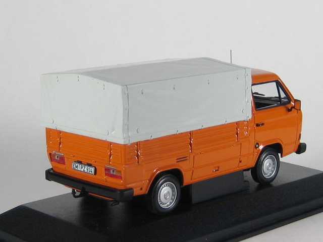 VW T3 Transporter 1983 Avolava, oranssi