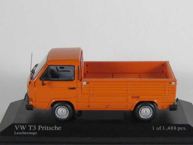 VW T3 Transporter 1983 Avolava, oranssi