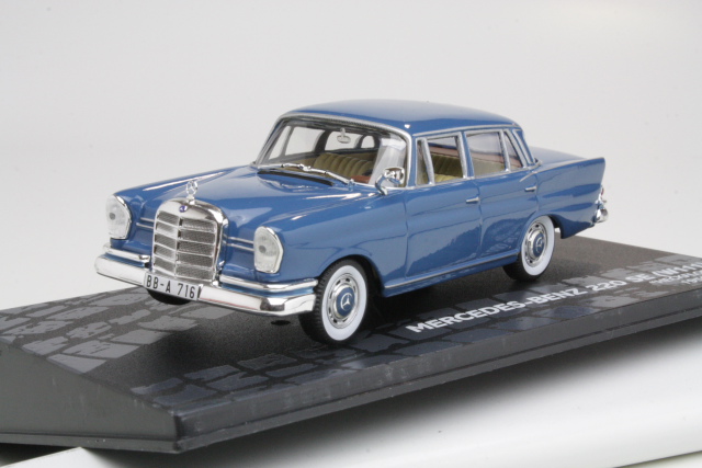 Mercedes 220SE (W111) Heckflosse 1959, sininen - Sulje napsauttamalla kuva