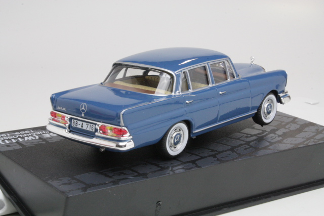 Mercedes 220SE (W111) Heckflosse 1959, sininen