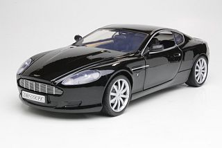 Aston Martin DB9 2006, musta