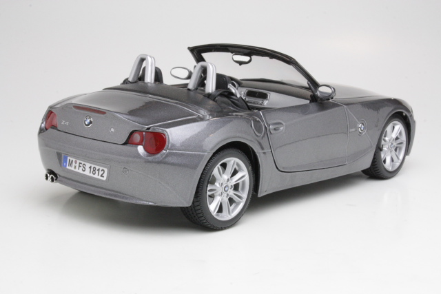 BMW Z4 Cabrio 2008, harmaa - Sulje napsauttamalla kuva