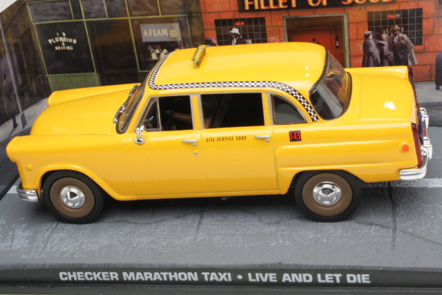 Checker Maraton Taxi, yellow