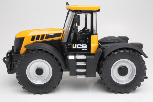 JCB 3230 Fastrac 2006, yellow