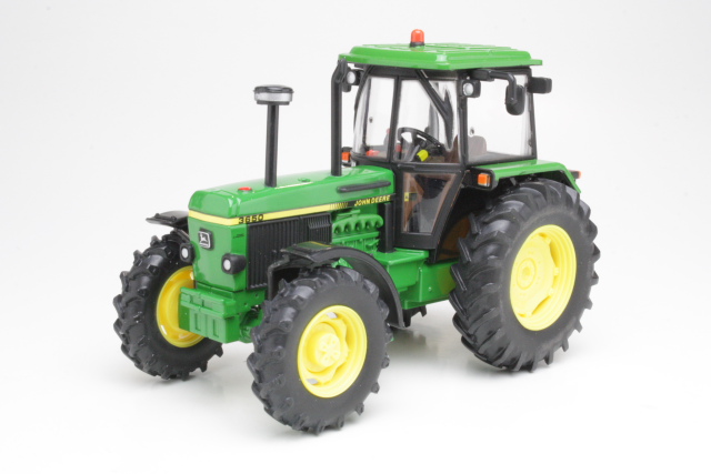 John Deere 3650 4wd 1986, green - Click Image to Close