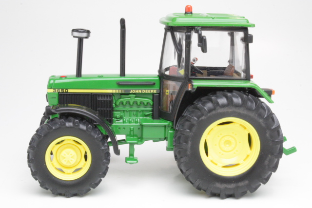 John Deere 3650 4wd 1986, vihreä - Sulje napsauttamalla kuva