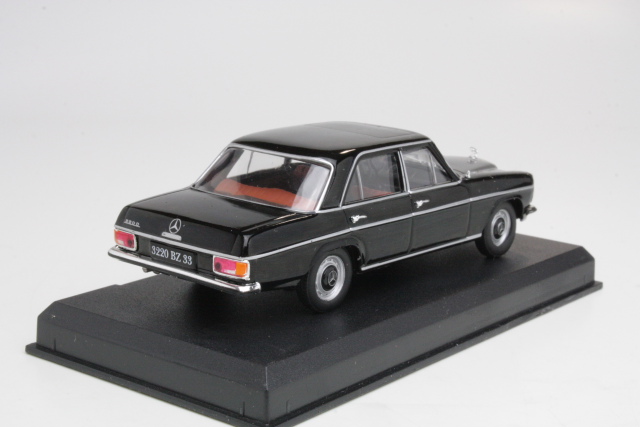 Mercedes 220D (w115) 1968, black