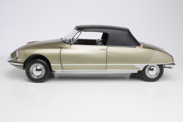 Citroen DS19 Cabriolet 1961, beige - Sulje napsauttamalla kuva