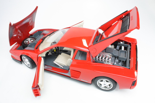 Ferrari Testarossa 1984, red