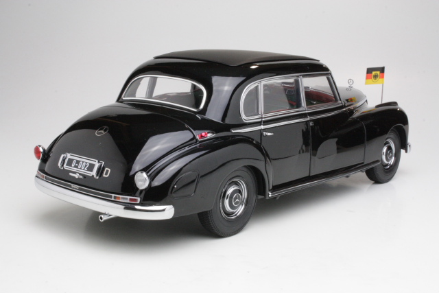 Mercedes 300 (W186) Adenauer, musta