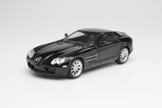 Mercedes SLR McLaren (W199), black