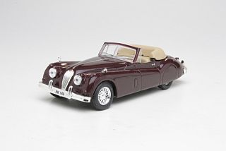 Jaguar XK 140, tummanpunainen