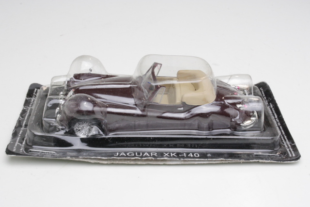 Jaguar XK 140, tummanpunainen