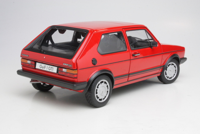 VW Golf 1 GTi 1983, punainen - Sulje napsauttamalla kuva