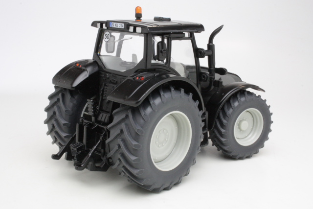 Valtra T191 2007, musta