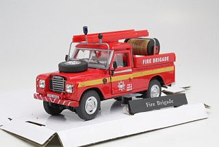 Land Rover 109 Paloauto, punainen