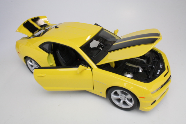 Chevrolet Camaro SS RS 2010, keltainen