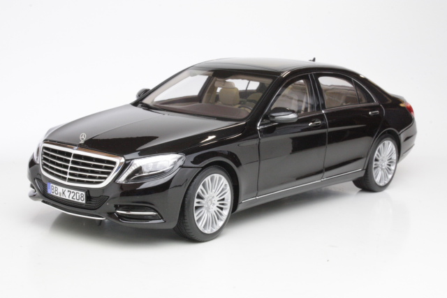 Mercedes S-Klasse 2013, musta