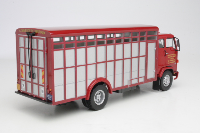 Volvo F88 phase2, punainen "Eläinkuljetus"