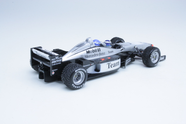 McLaren Mercedes MP4/98T, F1 1998, M.Häkkinen/E.Häkkinen - Sulje napsauttamalla kuva