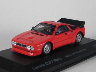 Lancia Rally 037, punainen