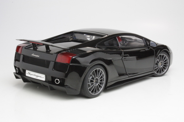 Lamborghini Gallardo Superleggera, black