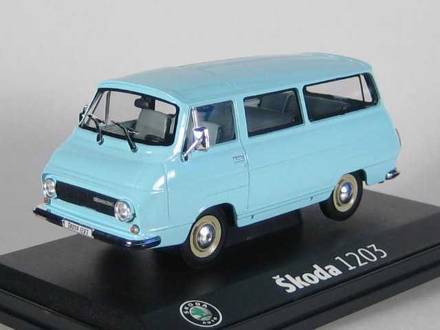 Skoda 1203 Microbus, vaaleansininen - Sulje napsauttamalla kuva