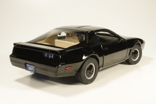 K.I.T.T. Pontiac Trans Am 1982 "Ritariässä"