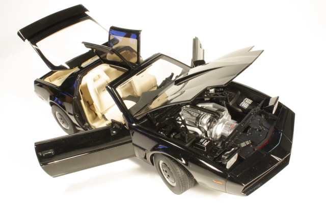 K.I.T.T. Pontiac Trans Am 1982 "Ritariässä"