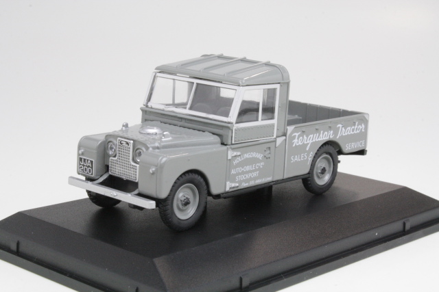 Land Rover Series 109 "Ferguson Tractors Sales&Service"