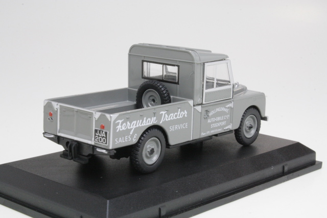 Land Rover Series 109 "Ferguson Tractors Sales&Service"