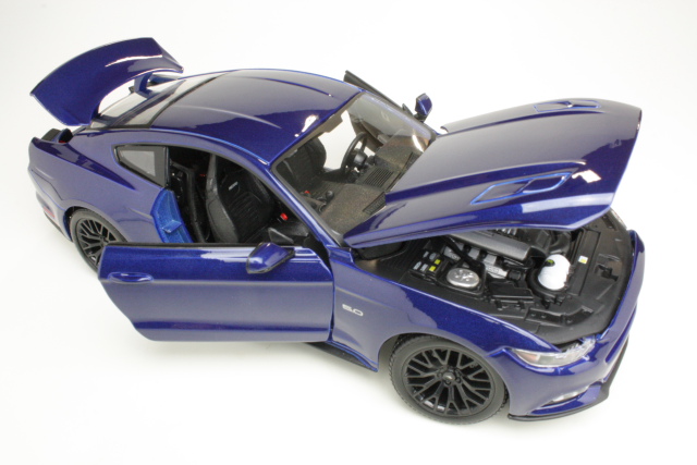 Ford Mustang GT 5.0 2015, tummansininen