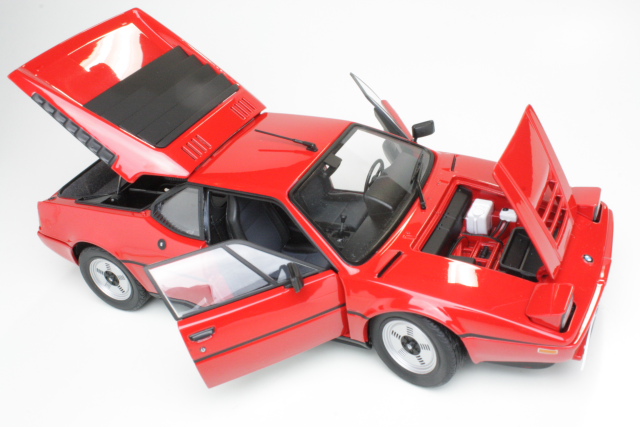 BMW M1 1978, punainen