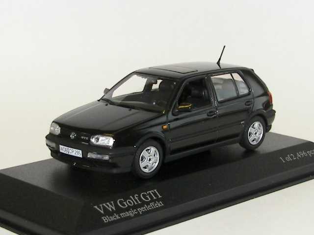 VW Golf 3 GTi 1993, musta