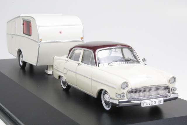 Opel Kapitän with Dethleffs Globetrotter camping-trailer
